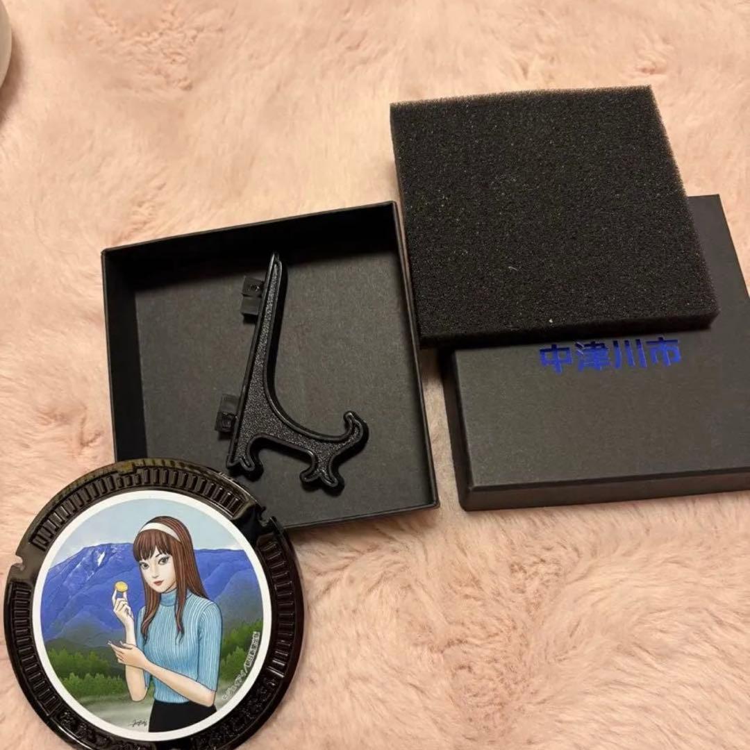 富江　ミニチュアマンホール　台座付き　伊藤潤二 中津川市