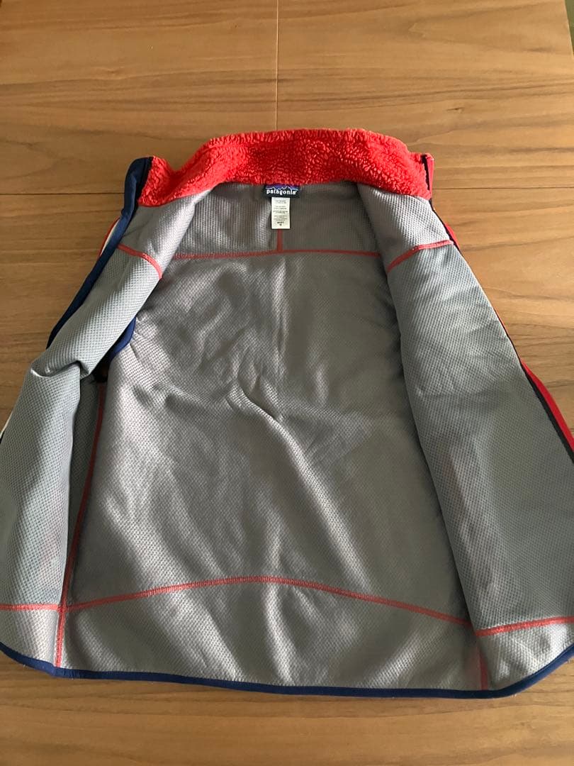 Patagoniaボアフリースベスト