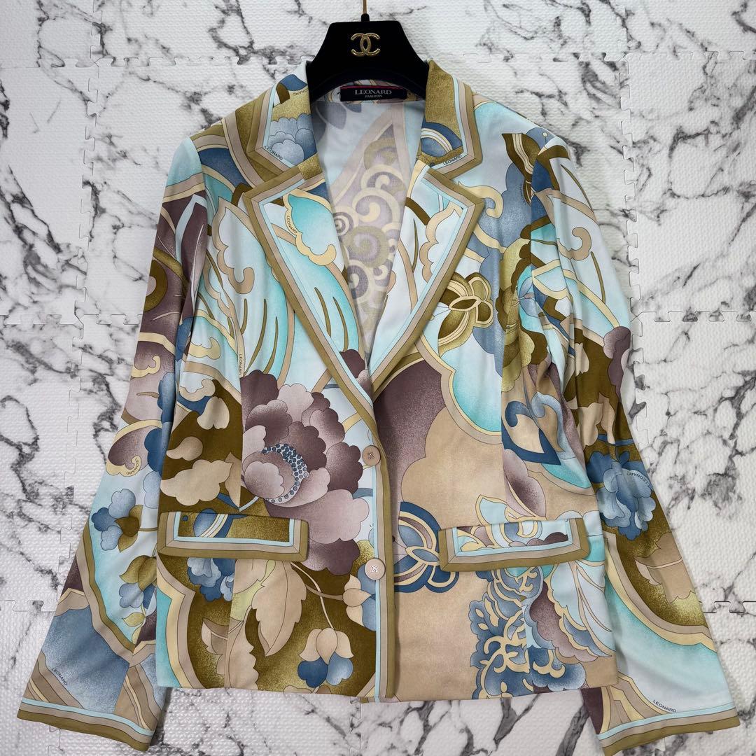 レオナール　テーラードジャケット　カンカン素材　花柄　ボタニカル　フラワー　L