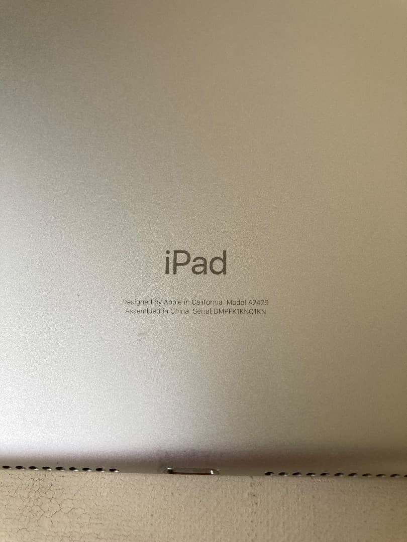 【ジャンク】iPad 第8世代 起動不可 アクティベーションロック解除済み