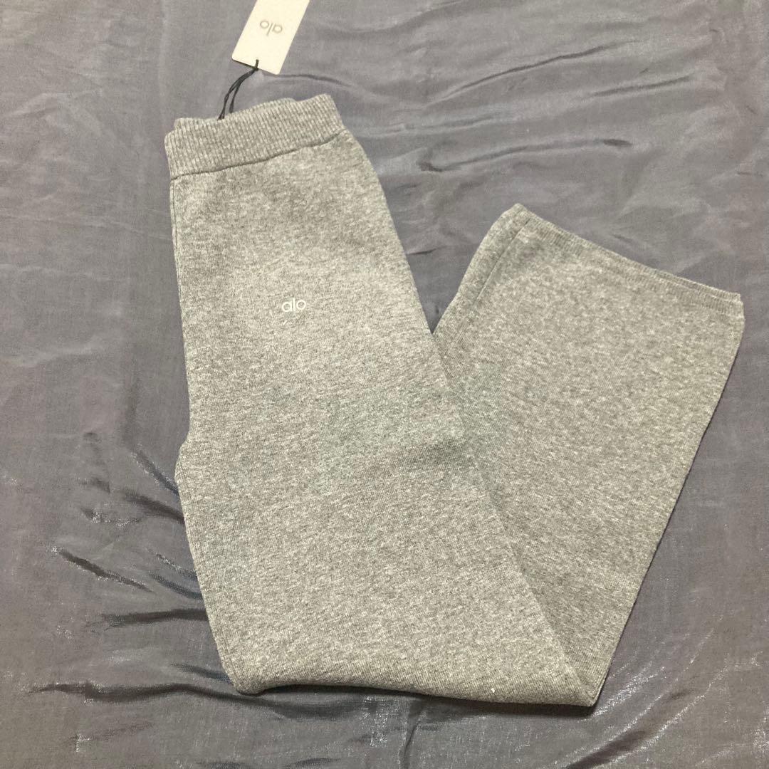 alo グレー ハイネック トレーナー