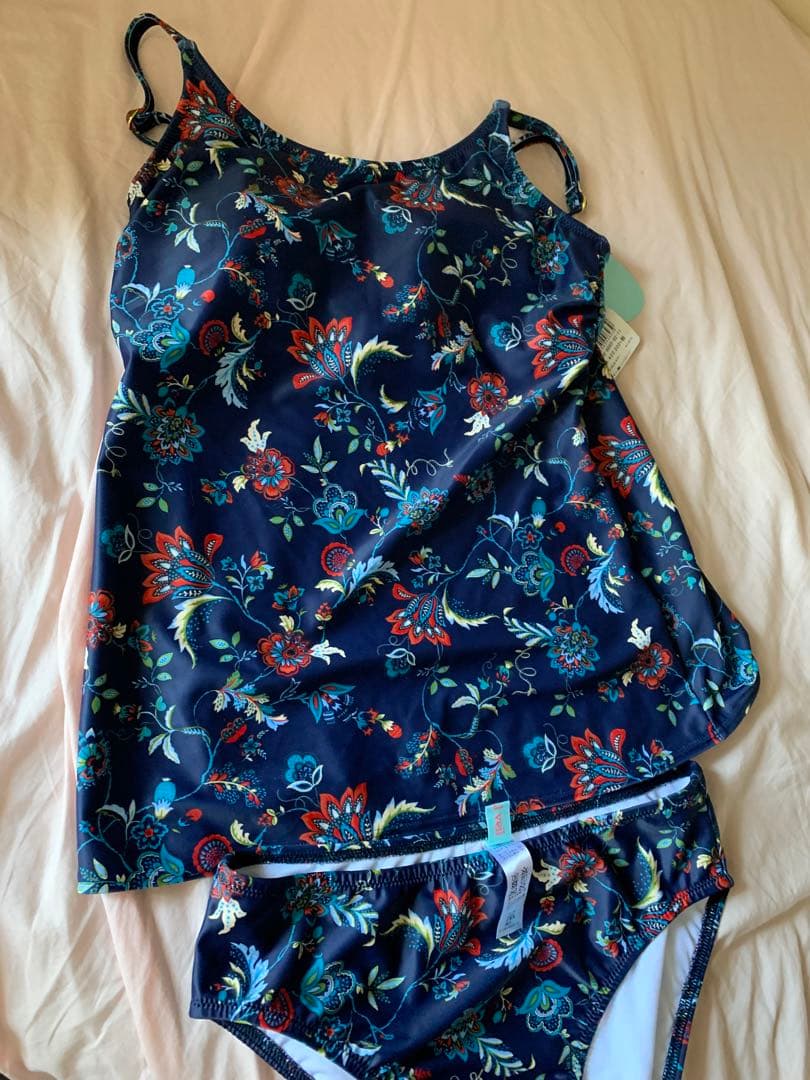 セール中☆新品　水着3点　コーラルベイル　ネイビー　11号