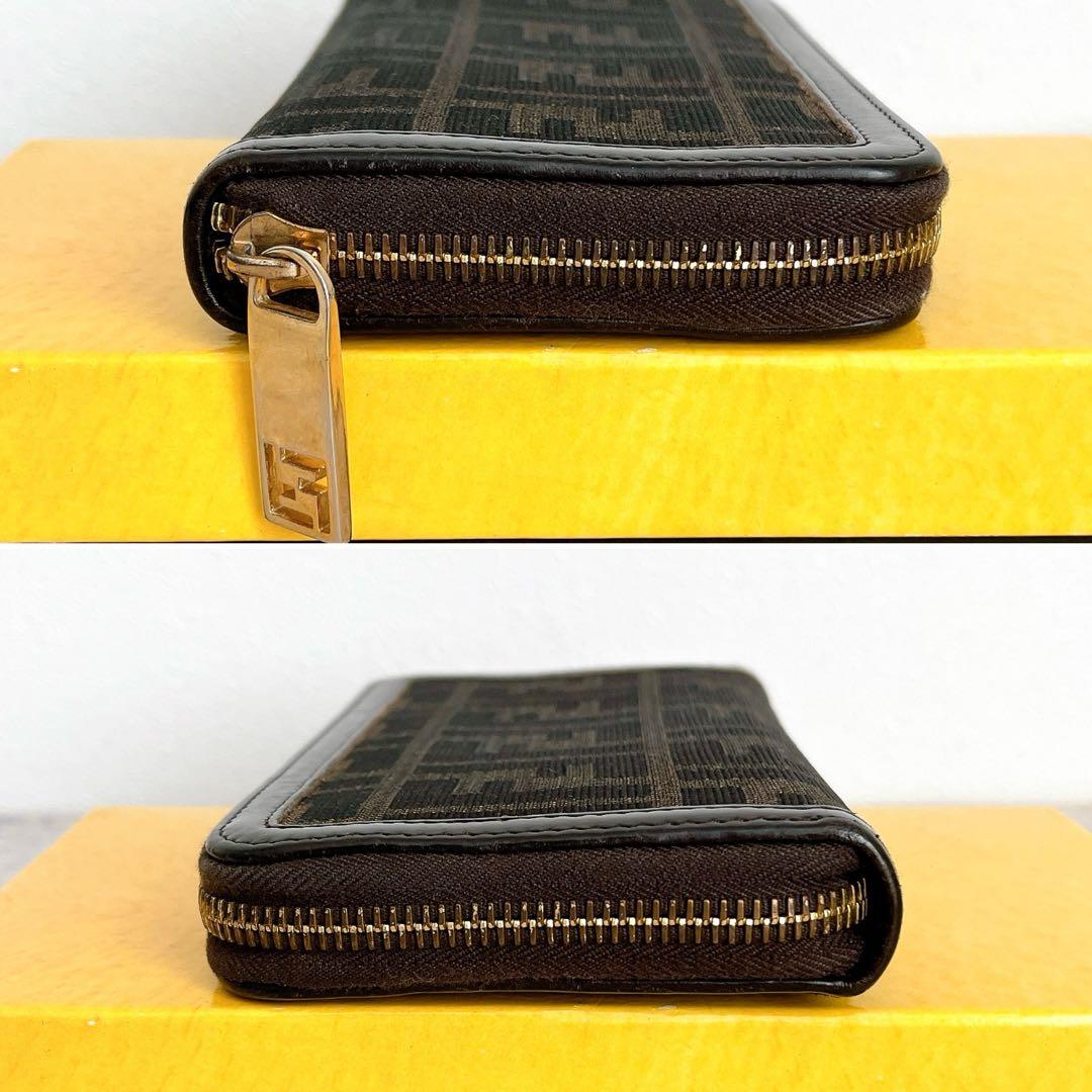 美品✨FENDI ズッカ ラウンドファスナー 長財布 キャンバス ブラウン