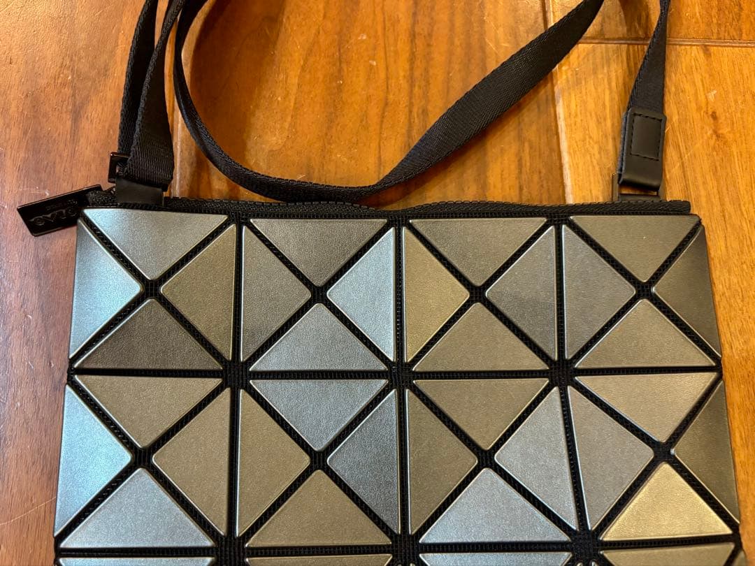 BAOBAO Lucent llic Gunl ショルダーバッグ