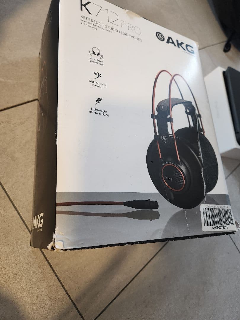 ヘッドホン k712pro