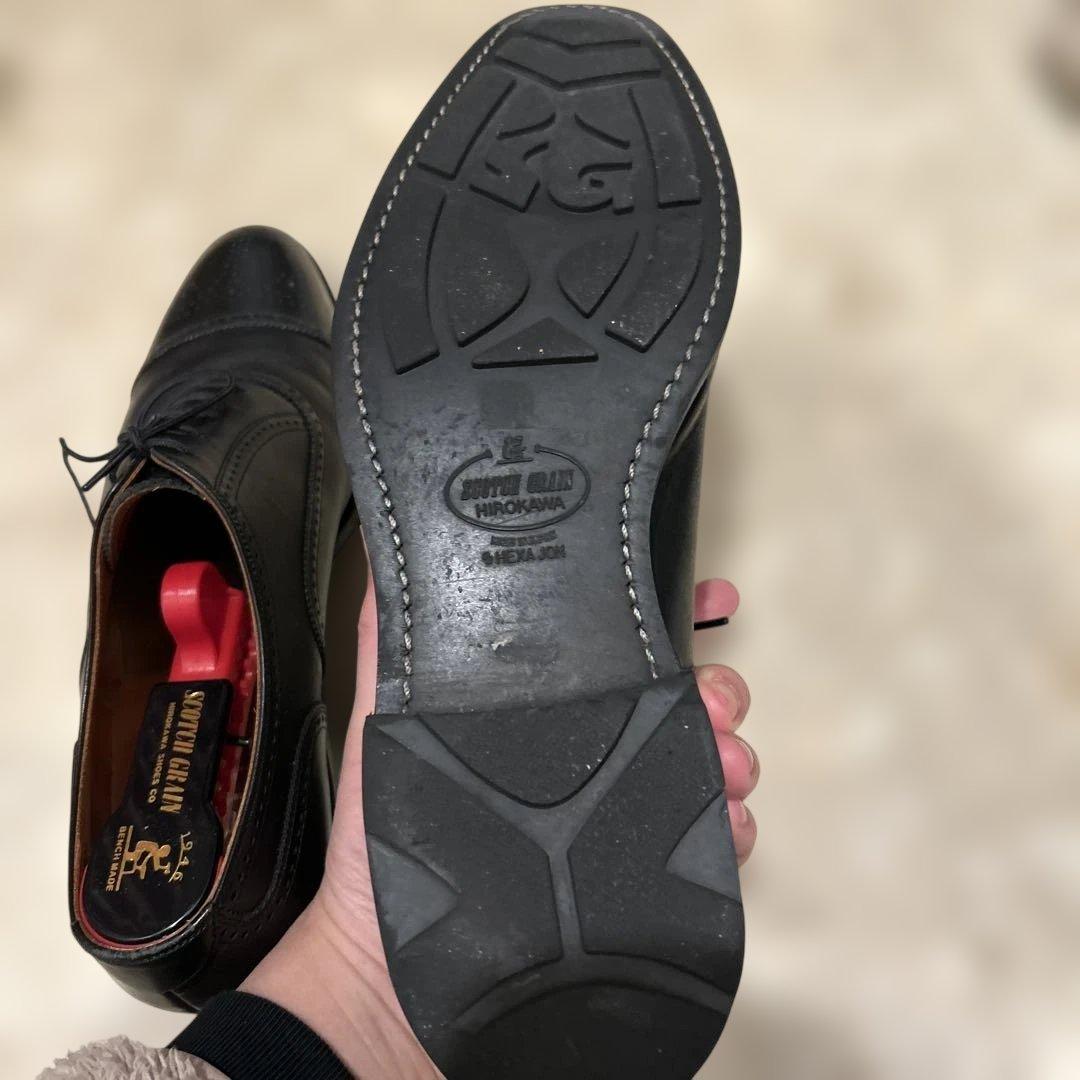 ブラックレザー ストレートチップシューズ