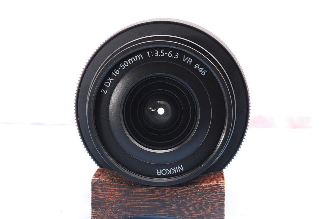 Nikon Z50☆S数僅か70回☆ミラーレス☆軽量＆コンパクト☆極美品