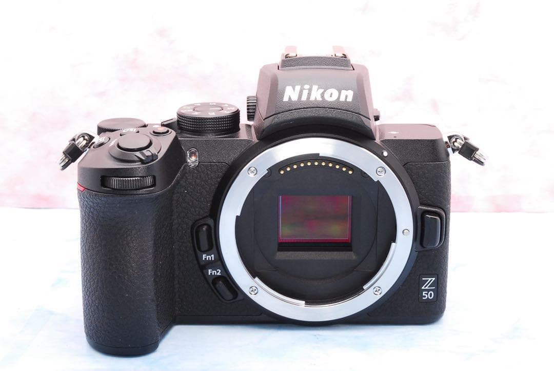 Nikon Z50☆S数僅か70回☆ミラーレス☆軽量＆コンパクト☆極美品