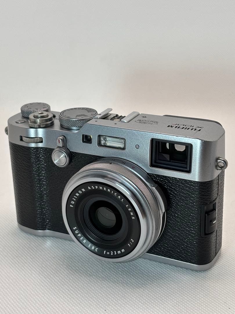 FUJIFILM 富士フイルム X100F シルバー デジタルカメラ