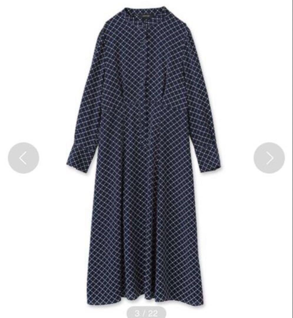 UNTITLED 【細見えが叶う】チェーン柄 プリントワンピース