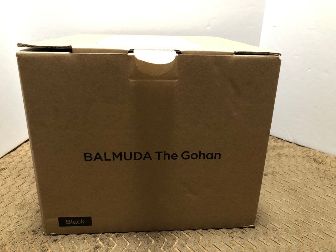 【新品】最新型 バルミューダ炊飯器 BALMUDA 3合炊き K08A-BK