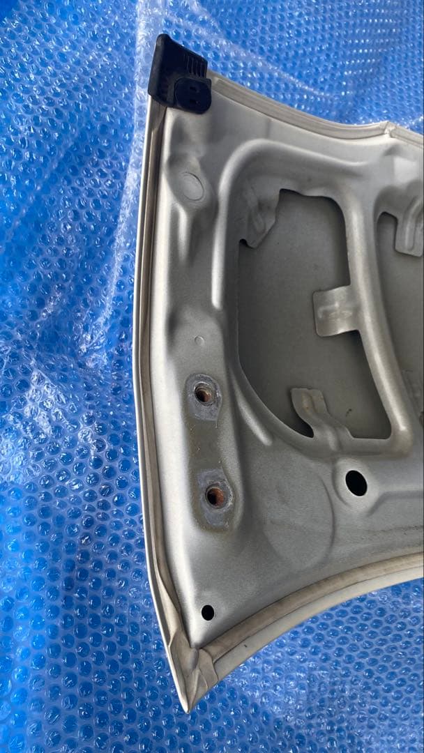 200系ハイエース 純正ボンネット 058ホワイト