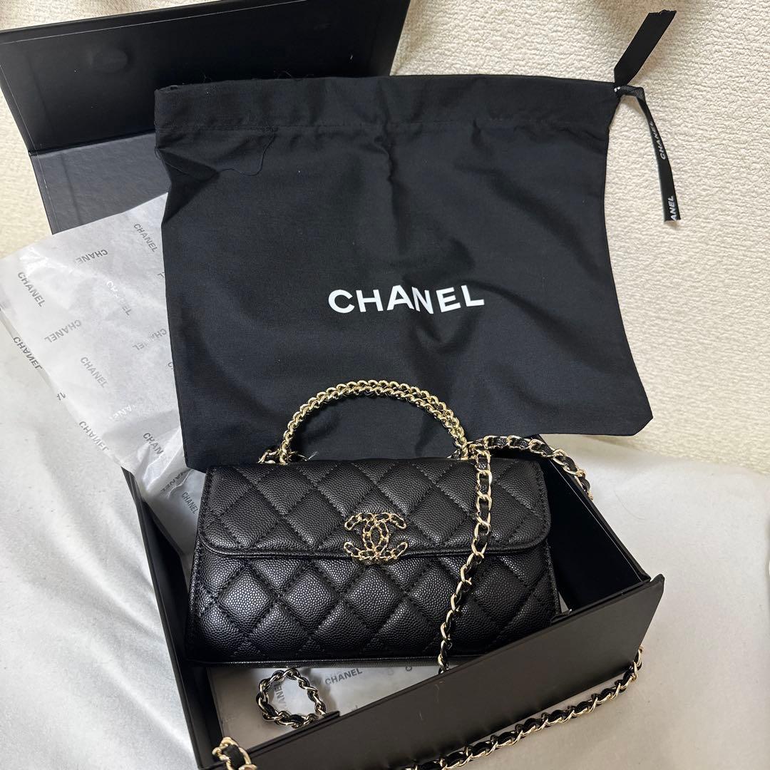 CHANEL 新品ノベルティ　ショルダーバッグ　ゴールドチェーン　ブラック