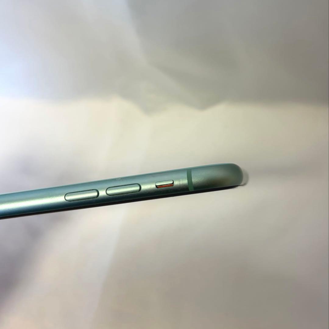 iPhone11 グリーン本体 ケース付き