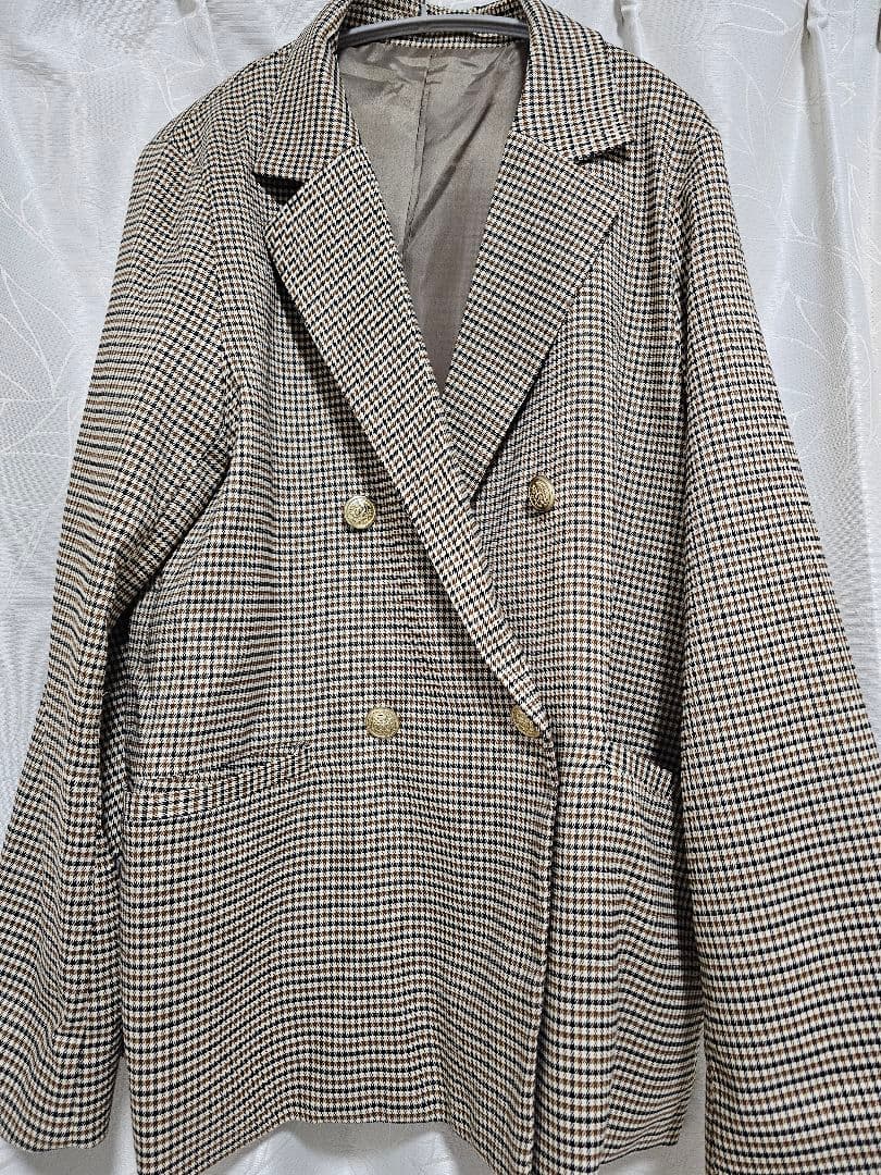 Thevon GOLDボタンテーラードジャケット