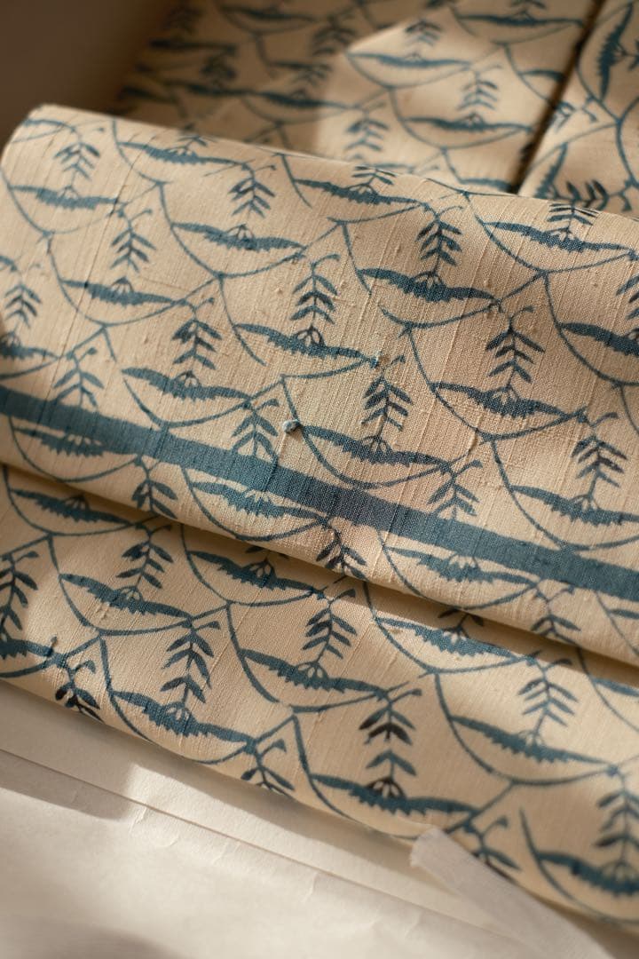 希少【下平清人】型絵染　名古屋帯　菊　生紬　人間国宝:芹沢銈介師事