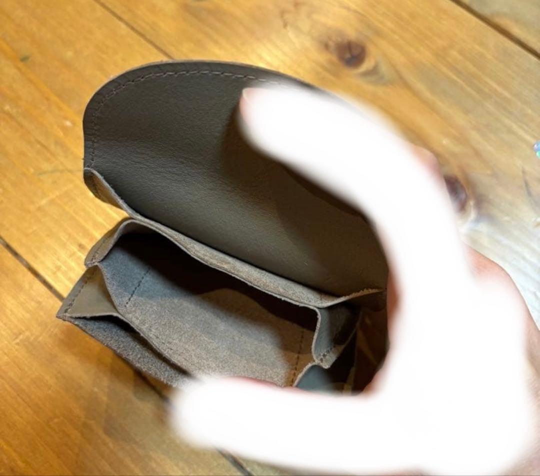 イルビゾンテ　コンパクトウォレット　カードケース