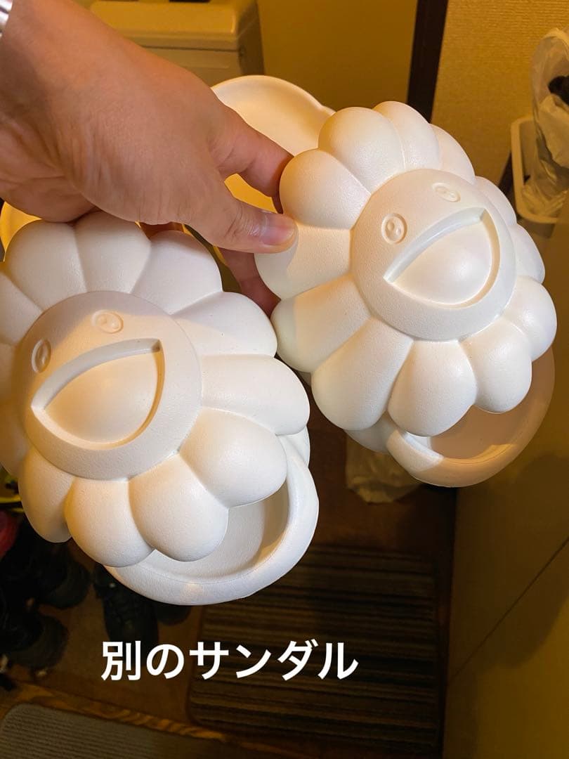 ト*ロ様 村上隆　サンダル　Ohana Full-Bloom Star Whit