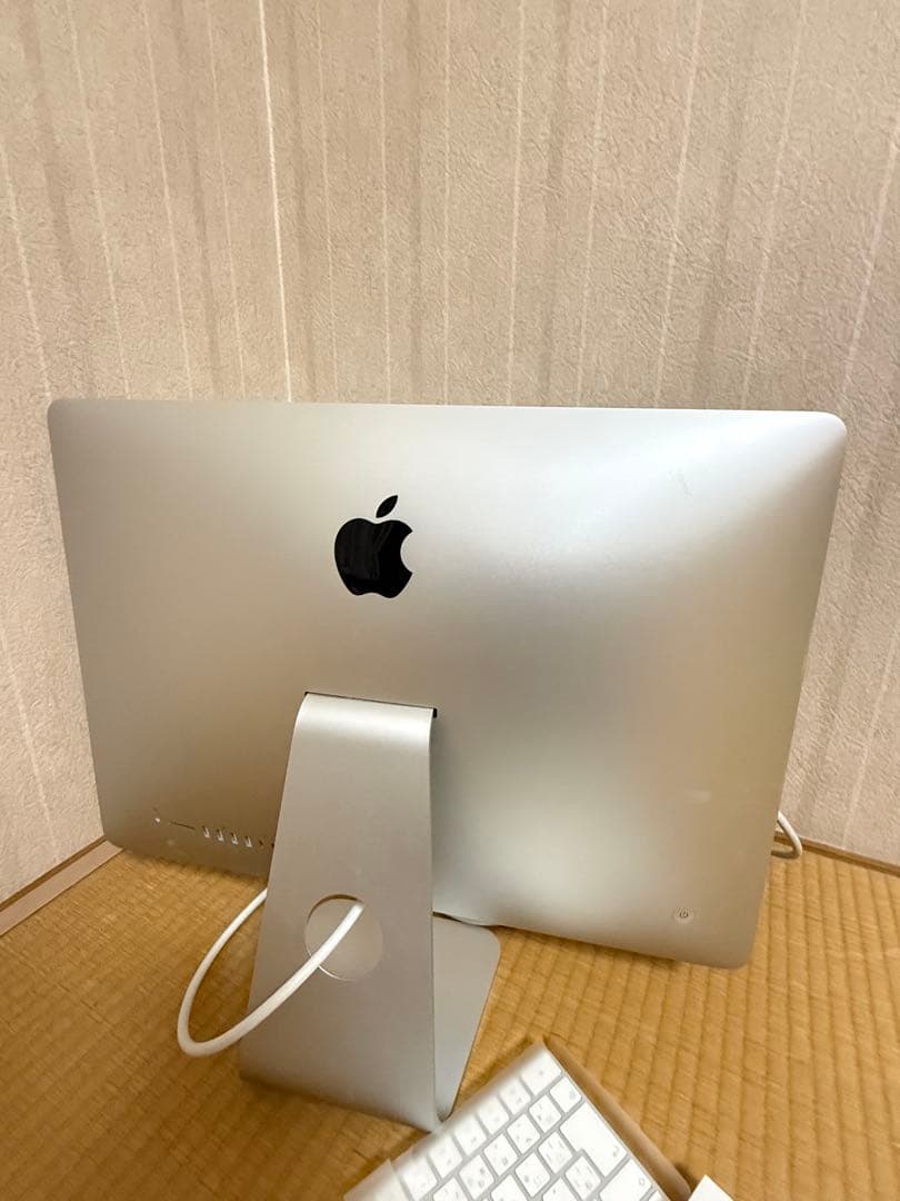 iMac 21.5インチ　2019