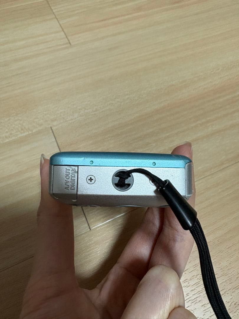 Canon IXY110lS コンパクトデジタルカメラ　イクシー　ジャンク