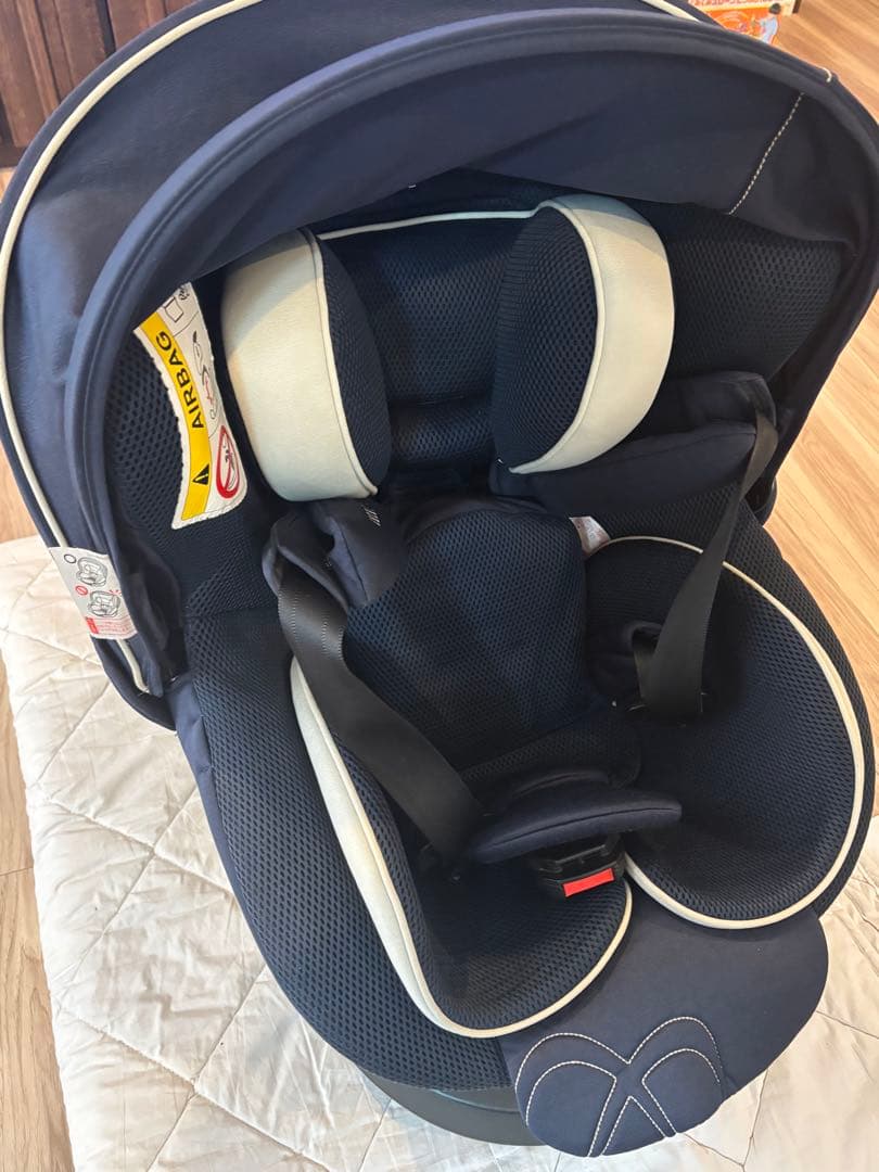 エールべべ クルット5iグランス グランネイビー チャイルドシート