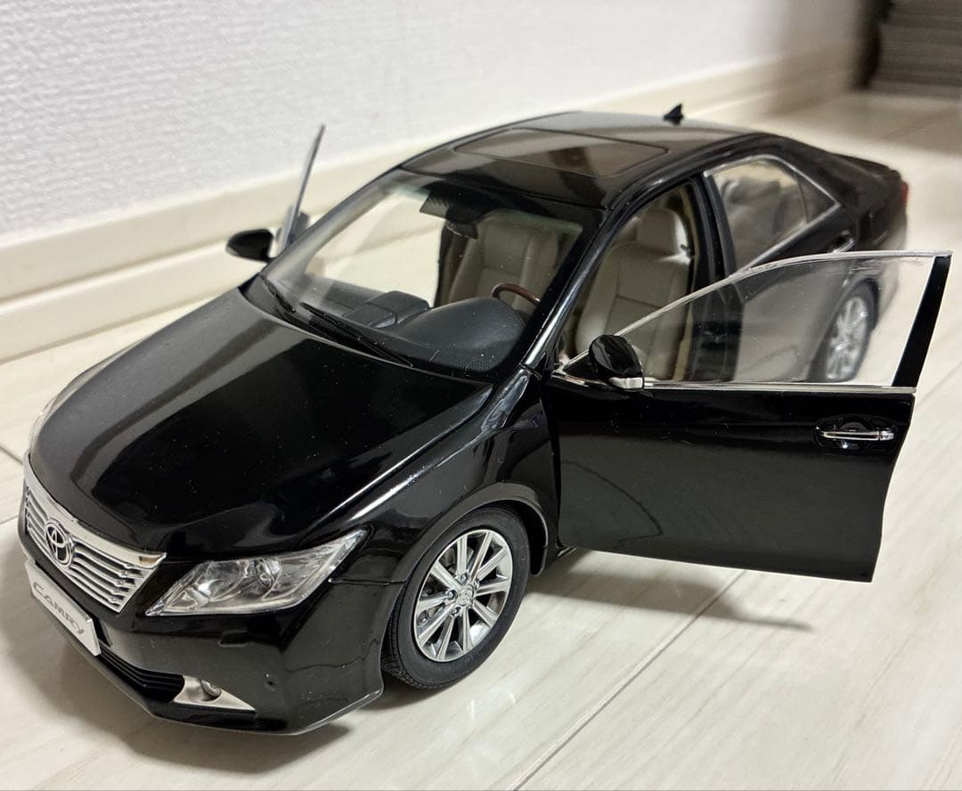 1/18 トヨタ カムリ ブラック 中国仕様