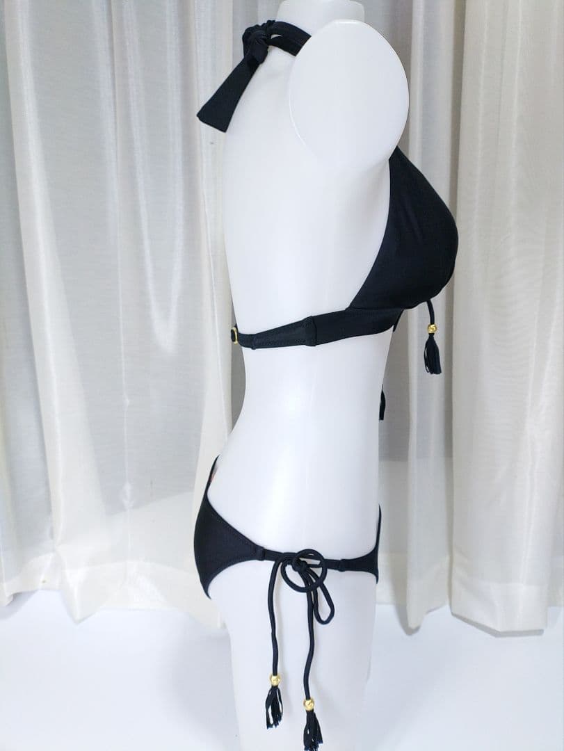 サンアイ Ai ノンワイヤービキニ ブラック Mサイズ 中古 美品 パレオ付き