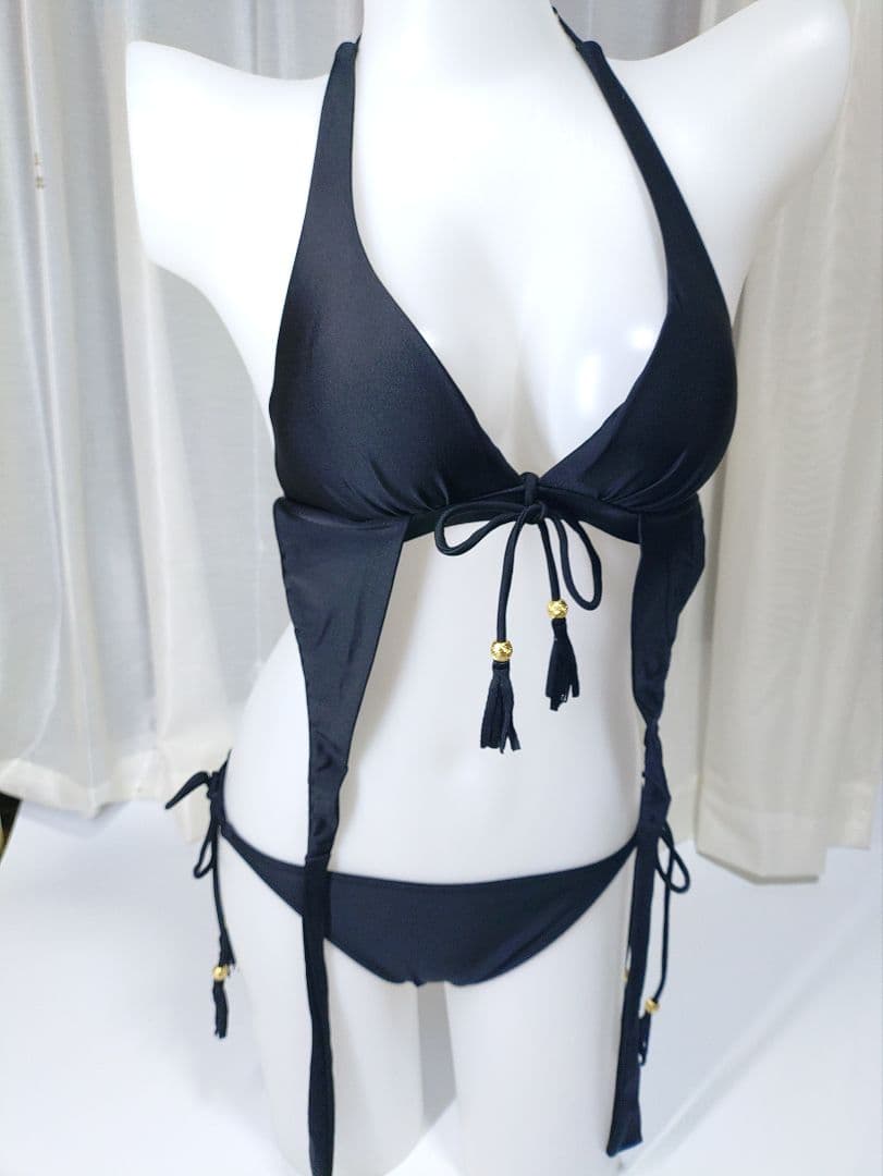 サンアイ Ai ノンワイヤービキニ ブラック Mサイズ 中古 美品 パレオ付き