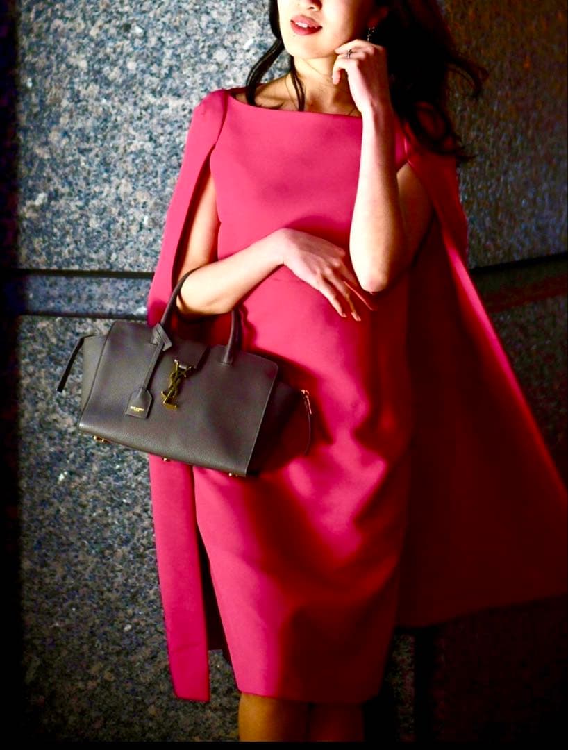 CELFORD トリプルクロスケープドレス