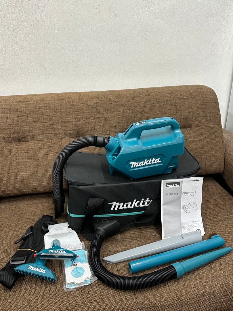 ⑥【美品】マキタ電動クリーナー CL184D 周辺アクセサリーセット