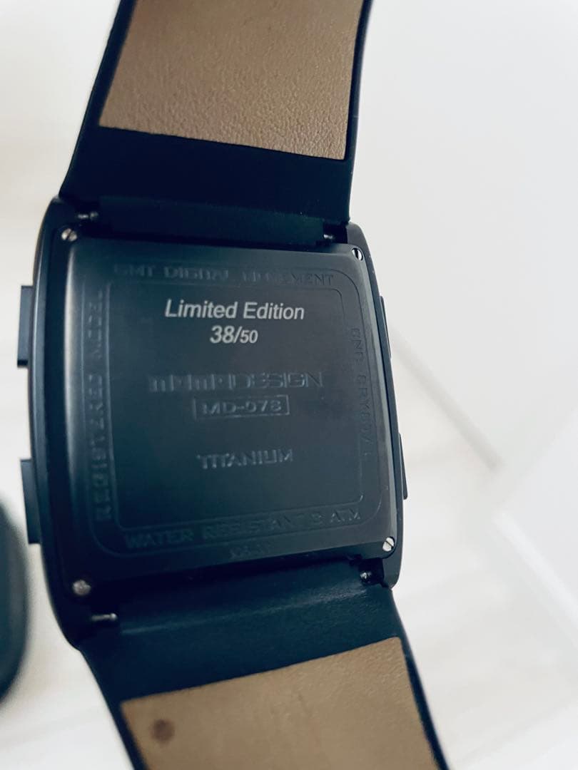MOMO DESIGN 限定50本 MD-078 デジタル腕時計