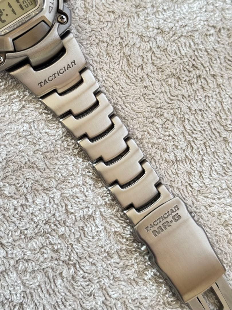 【未使用・箱/取説/保証書付】カシオMRG-1000TフルチタンGショック