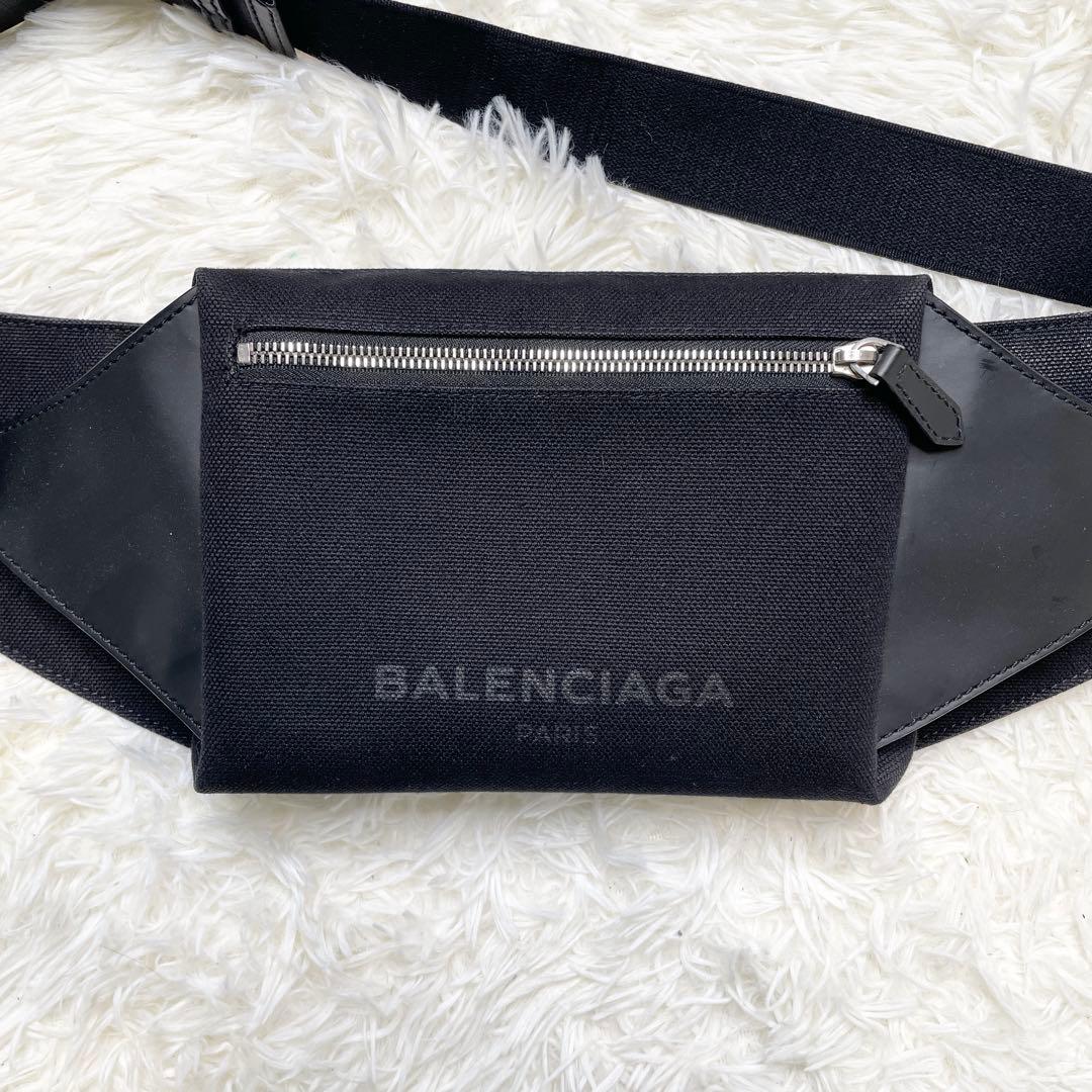 【美品】バレンシアガ ネオリフト ウエストポーチ キャンバス レザー 黒
