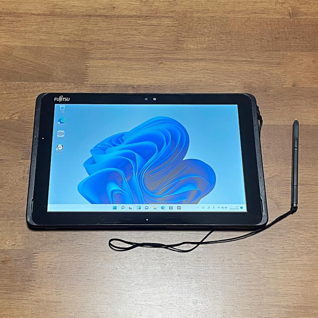 お絵描きイラストに！富士通タブレット✨ワコムのタッチペン付き Windows11