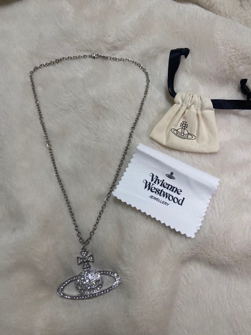 Vivienne Westwoodヴィヴィアンネックレス