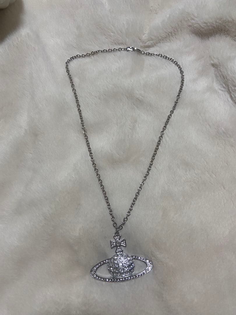 Vivienne Westwoodヴィヴィアンネックレス