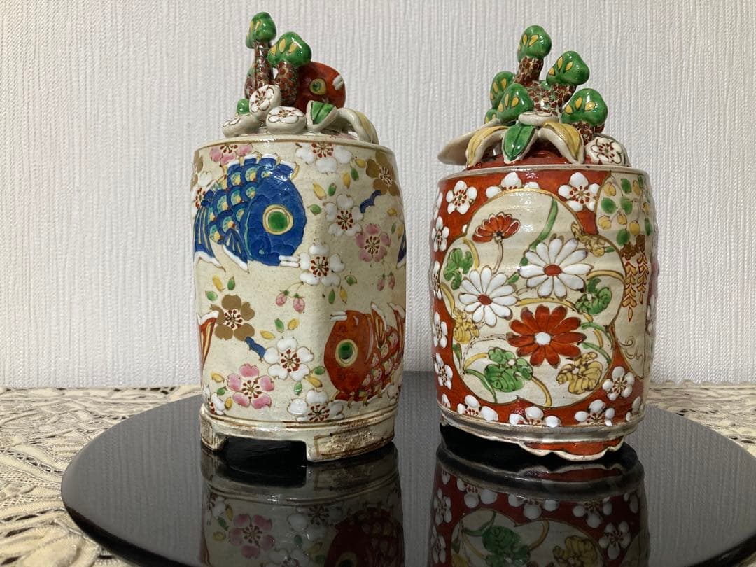 有田焼　香炉　濱田高滋作　目出鯛　紅白ペア　松竹梅　鯛に桜、花々