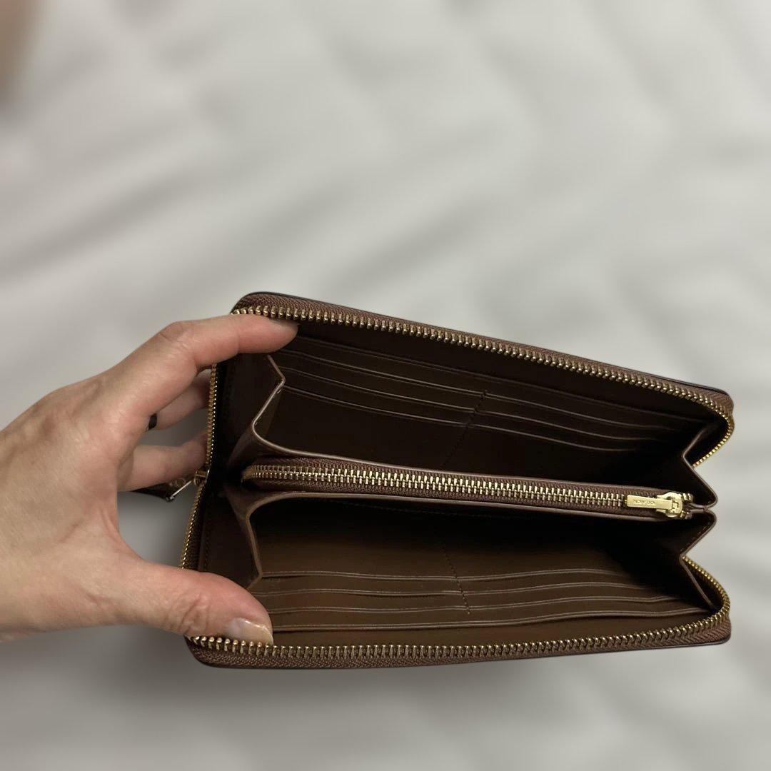 coach シグネチャー×レザー茶色