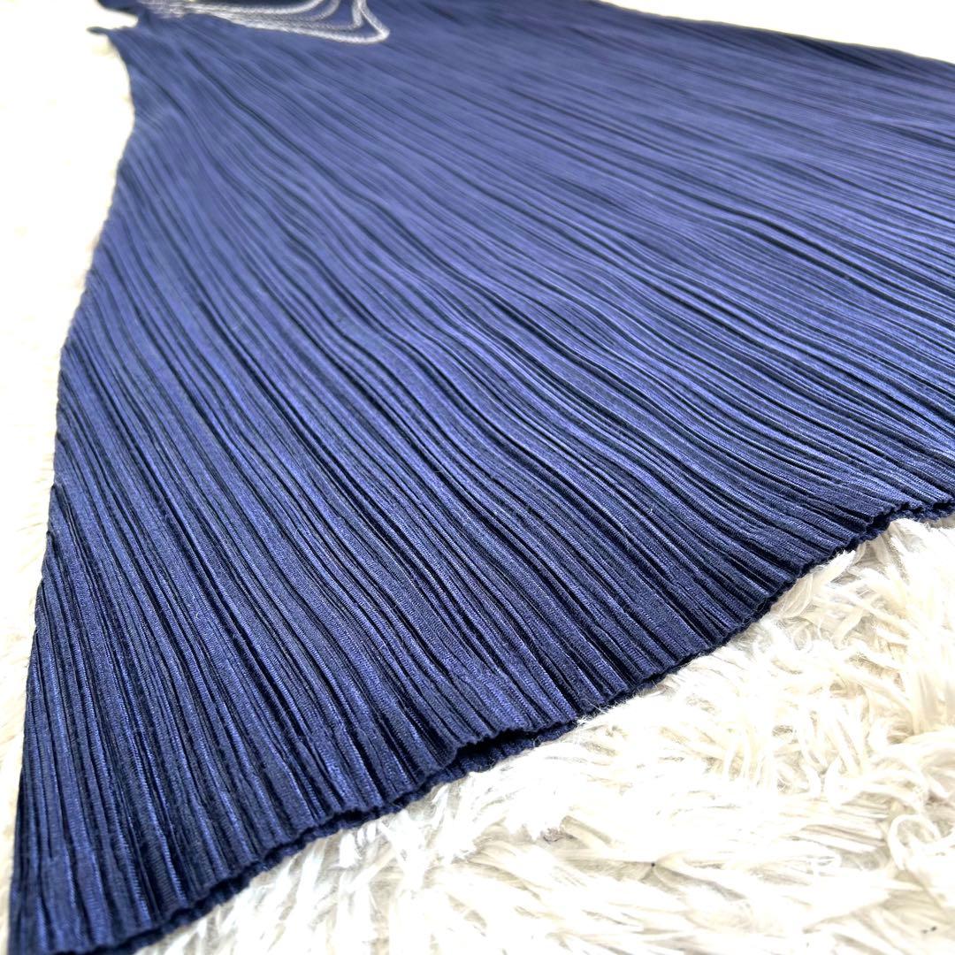 【美品】プリーツプリーズ 光沢 Aライン マキシ丈ワンピース 装飾 紺 2 M