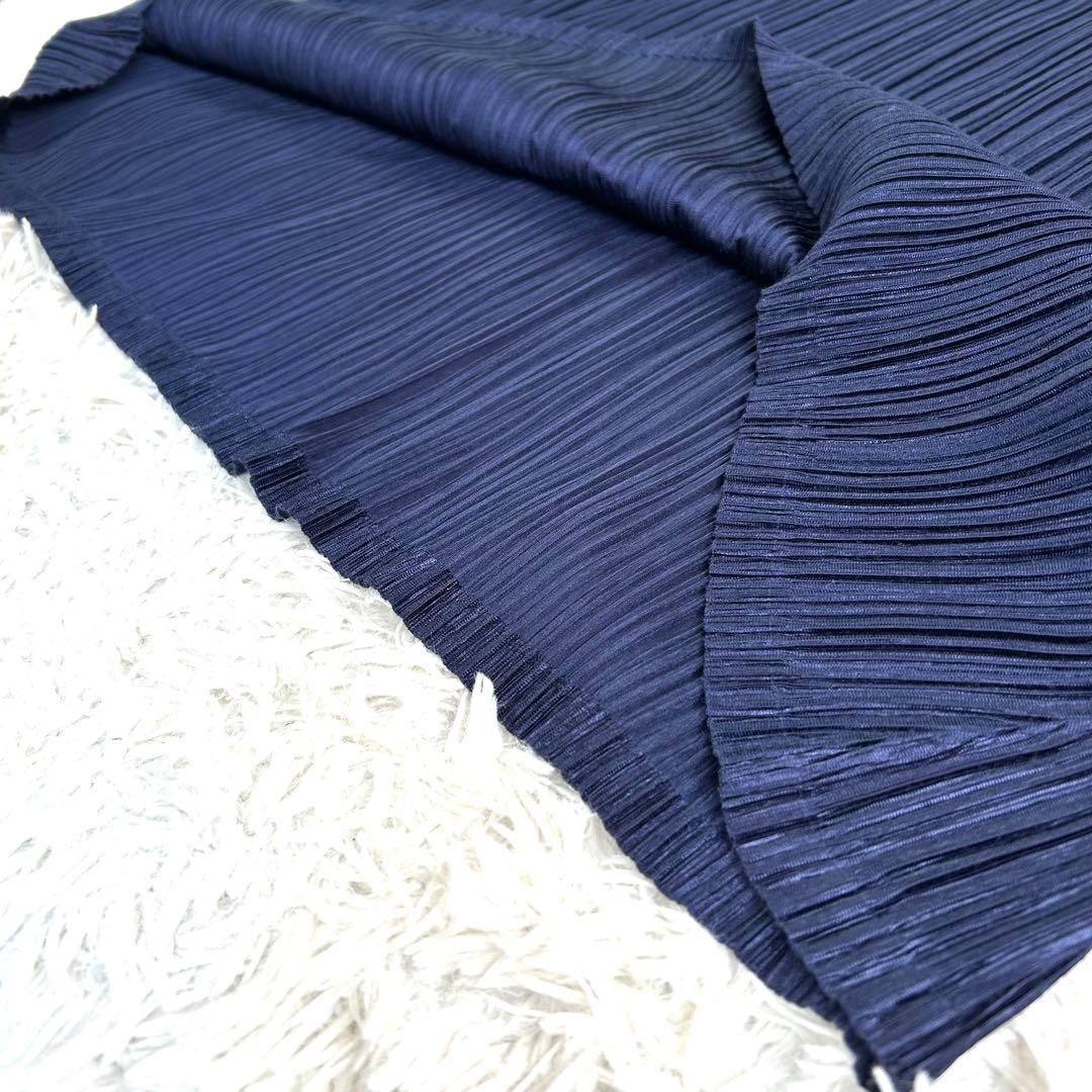 【美品】プリーツプリーズ 光沢 Aライン マキシ丈ワンピース 装飾 紺 2 M