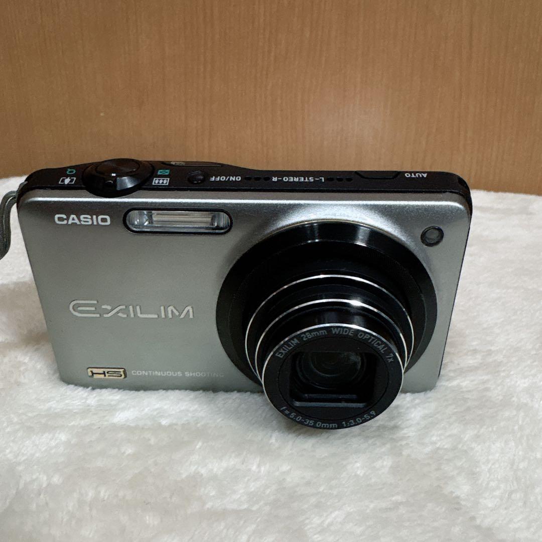 CASIO デジタルカメラ HIGH SPEED EXILIM EX-ZR10