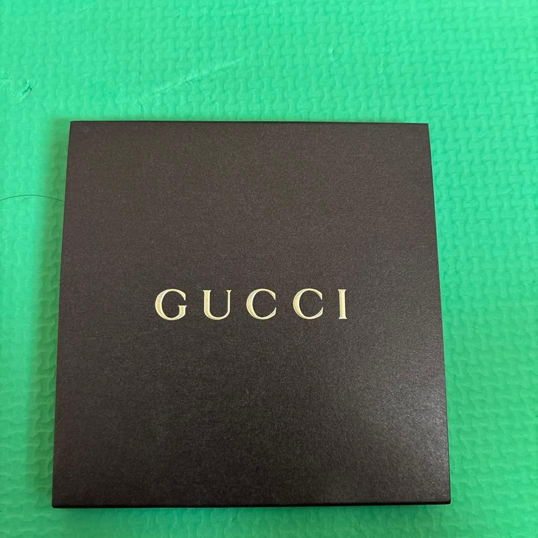 GUCCI DIVE 腕時計 ブラック　プリン