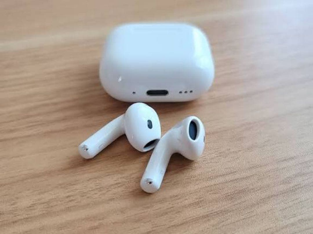 AirPods4本体 充電ケース付き