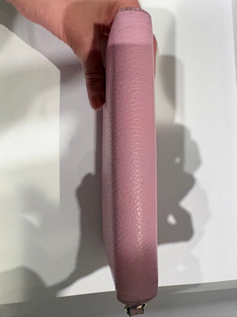 GUCCI ピンクレザーボスコ 長財布