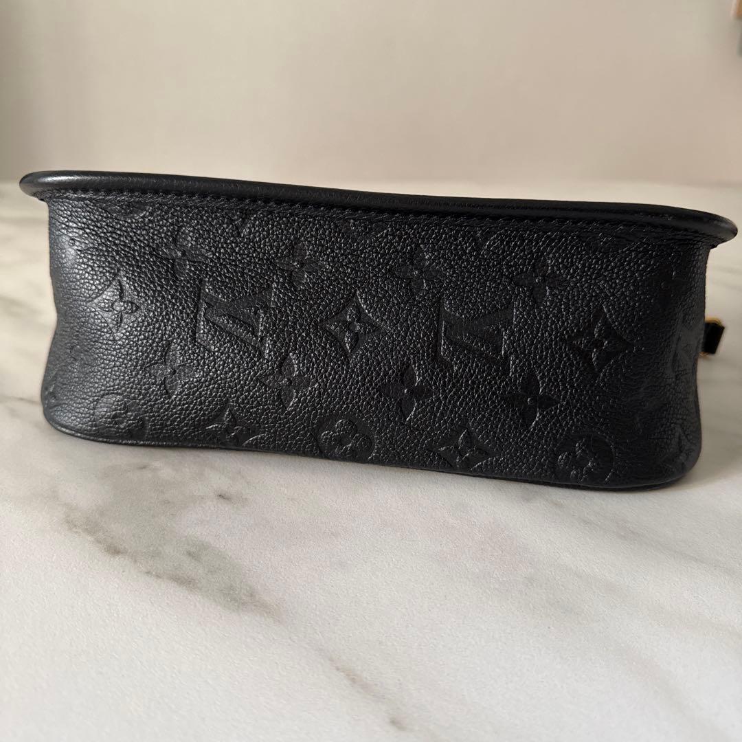 ルイヴィトン　ディアヌ　ブラック ショルダーバッグ