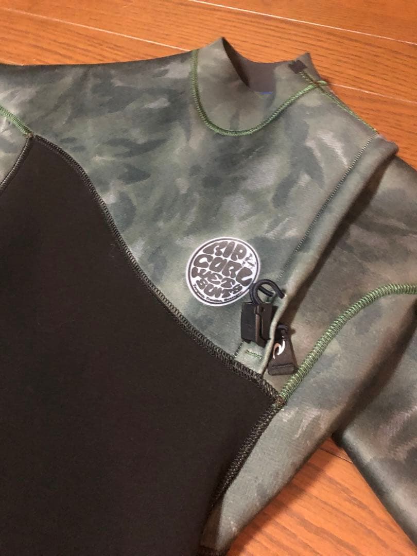 RIP CURL ショートジョンウェットスーツ 迷彩/ブラック