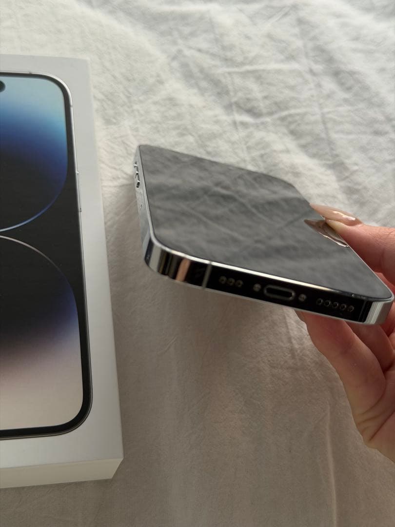 iPhone14 pro 256G 本体　simフリー　水没