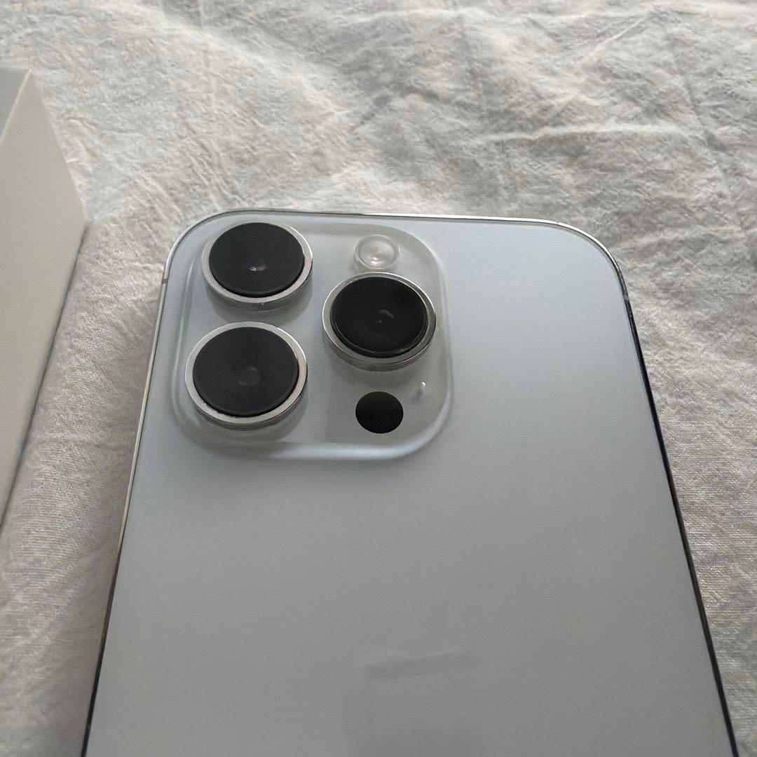 iPhone14 pro 256G 本体　simフリー　水没