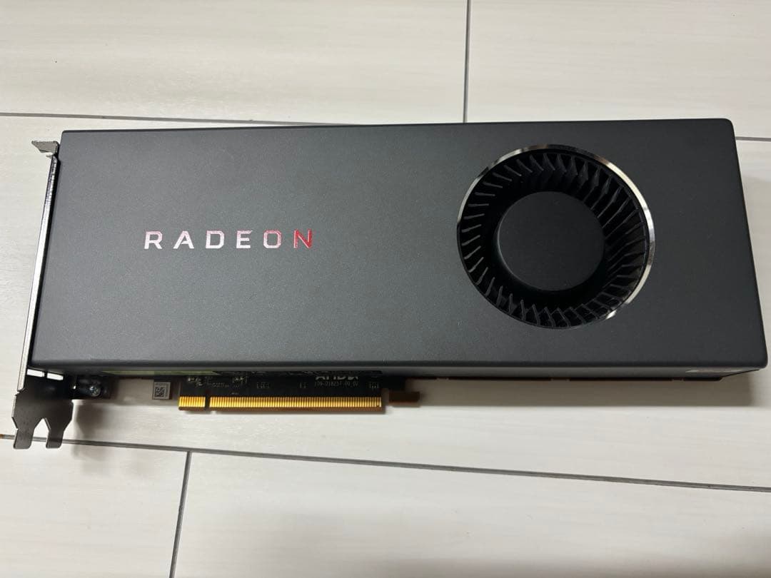 ASUS Radeon RX 5700 グラフィックボード
