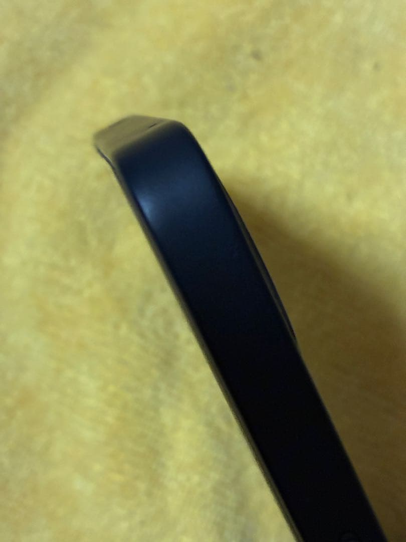 docomo AQUOS wish 4 本体 ブラック